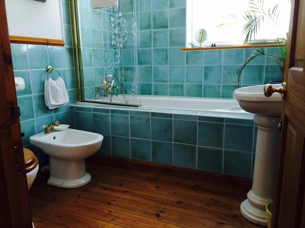 Bed and Breakfast Trecarne House Лискерд Номер фото