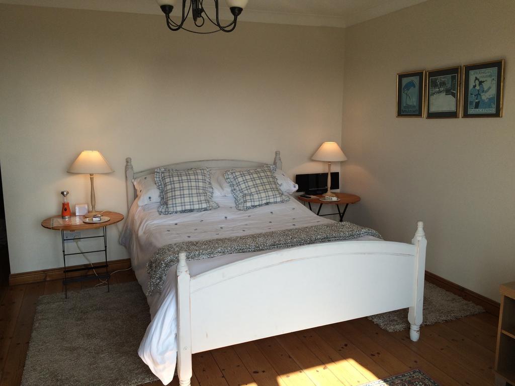 Bed and Breakfast Trecarne House Лискерд Номер фото